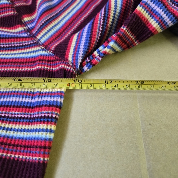 SO | Striped Turtleneck Top in Multi sz M - Picture 3 of 7
